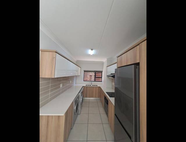 3 BEDROOM APARTMENT FOR SALE IN LINBRO PARK